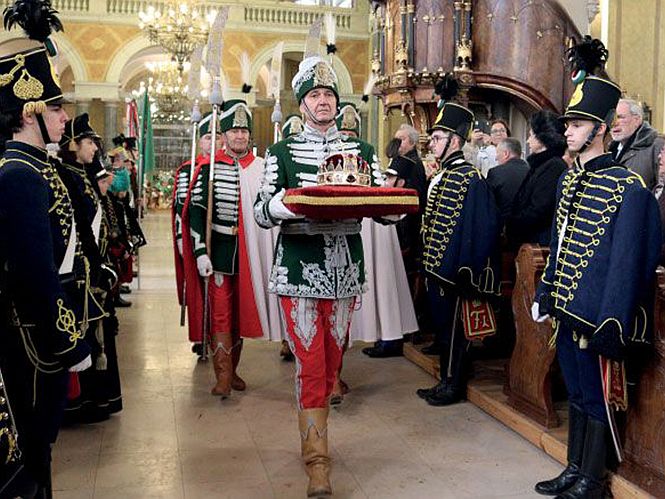 A Szent Korona őrzői